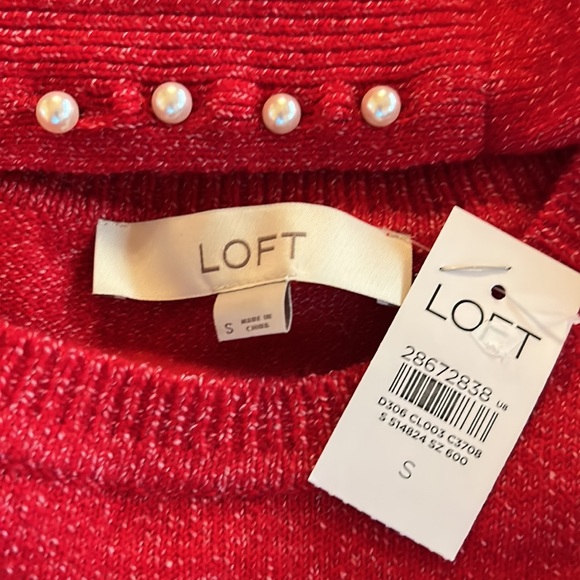 Loft Red Pearl Button Cuff Holiday Red Knit Sweater NWT - Picture 5 of 7